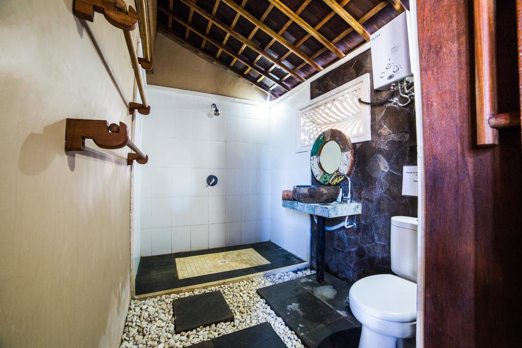 Jennys Place Hotel Nusa Lembongan  Ngoại thất bức ảnh